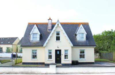 House for sale in North Brunswick